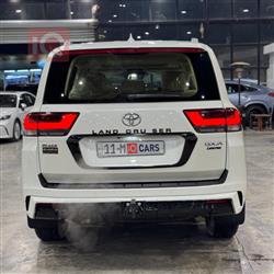 تويوتا لاندكروزر